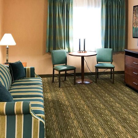 בדפורד Quality Inn מראה חיצוני תמונה