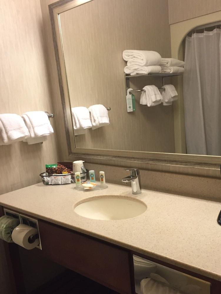 בדפורד Quality Inn מראה חיצוני תמונה