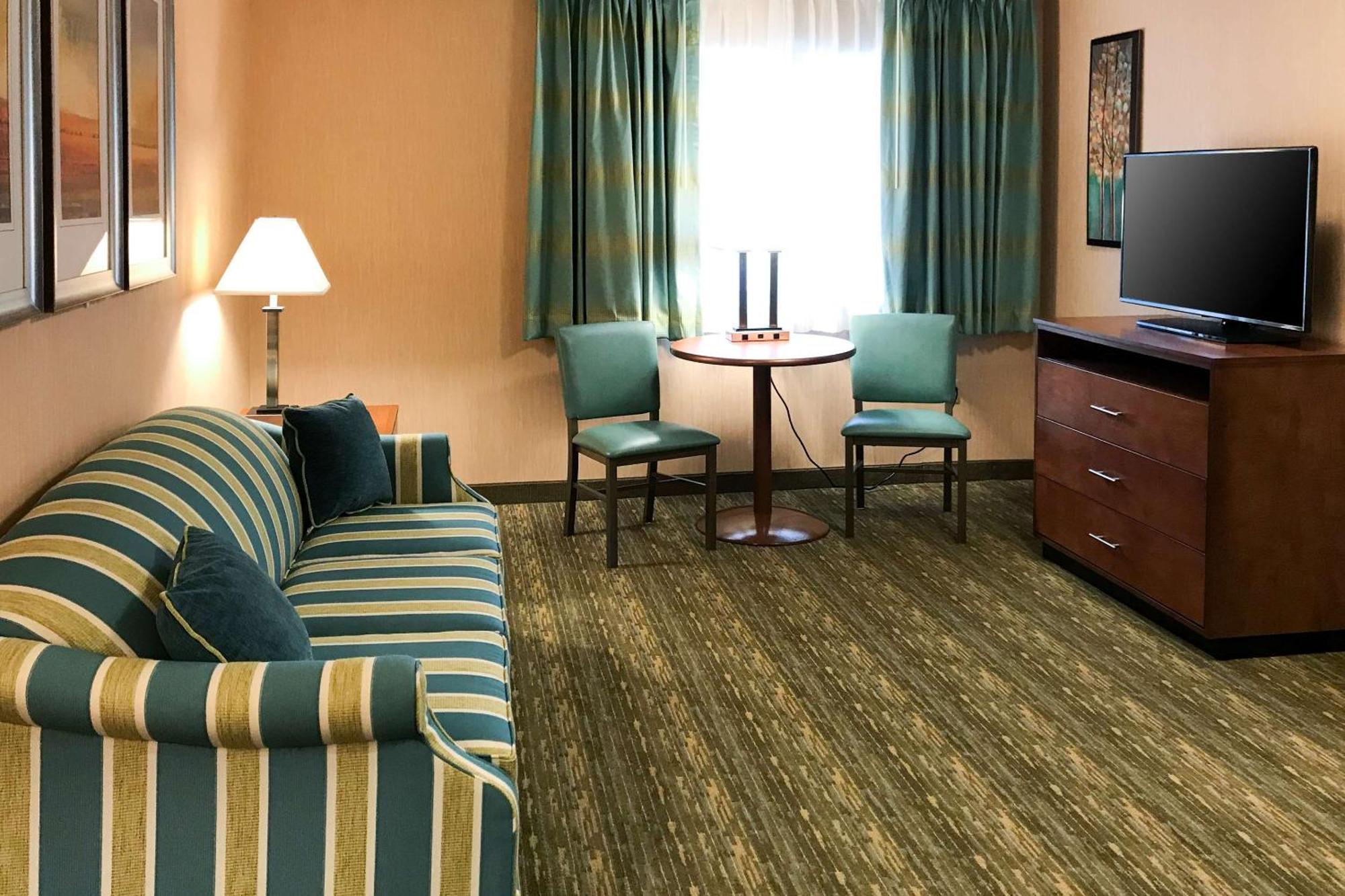 בדפורד Quality Inn מראה חיצוני תמונה